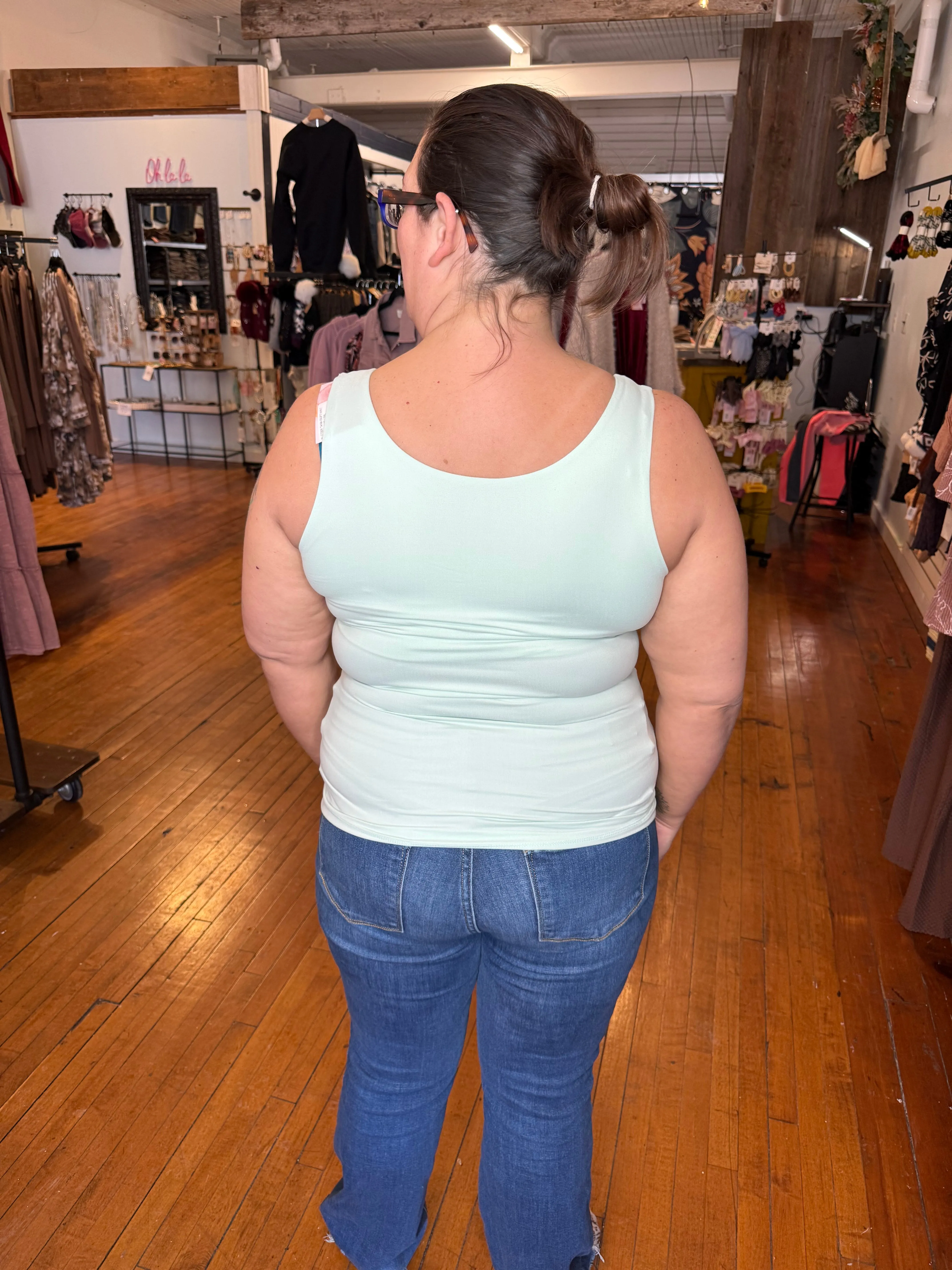 BUTTER TANK - SOFT MINT
