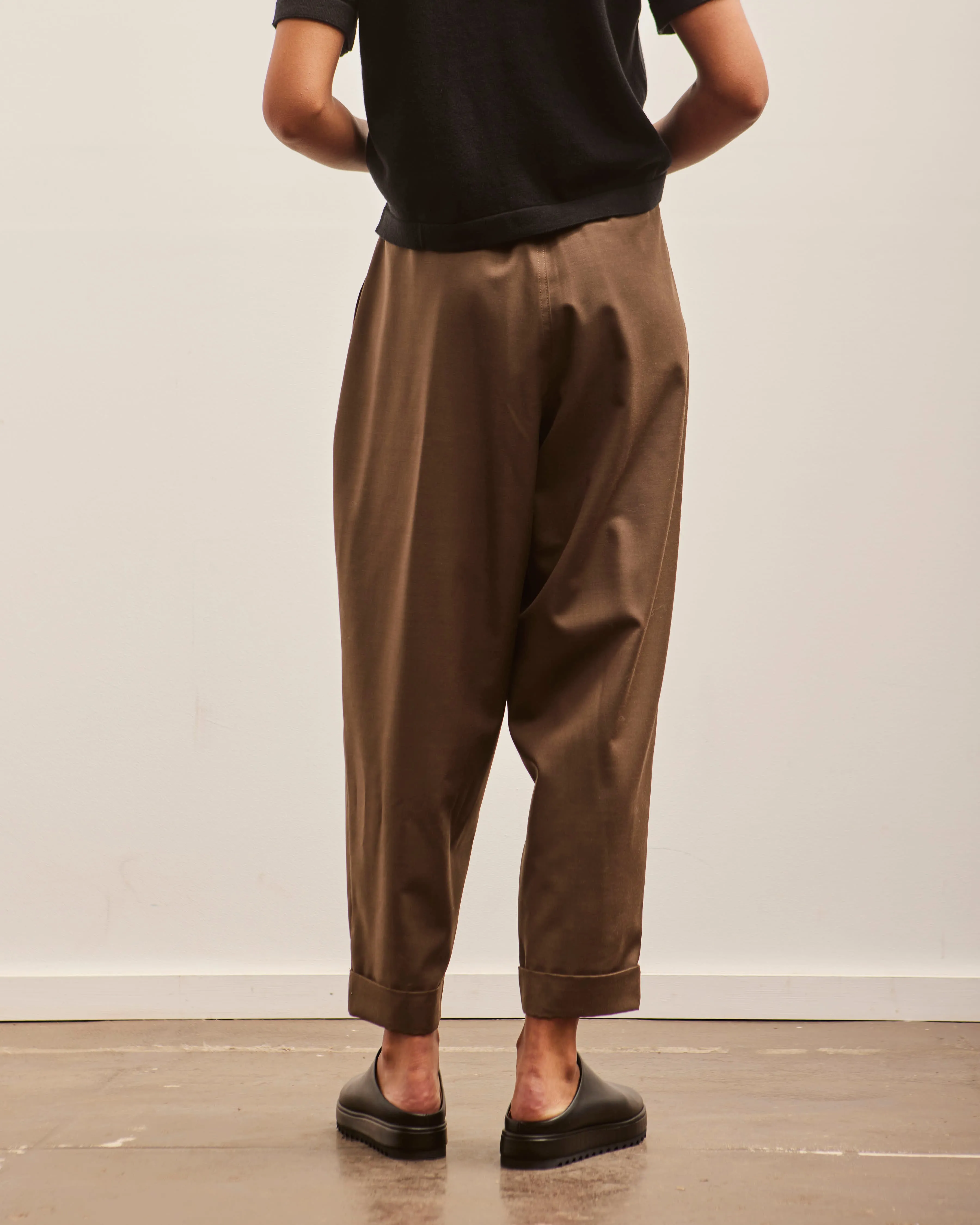 Cordera Mohair Tailoring Carrot Pants, Teak