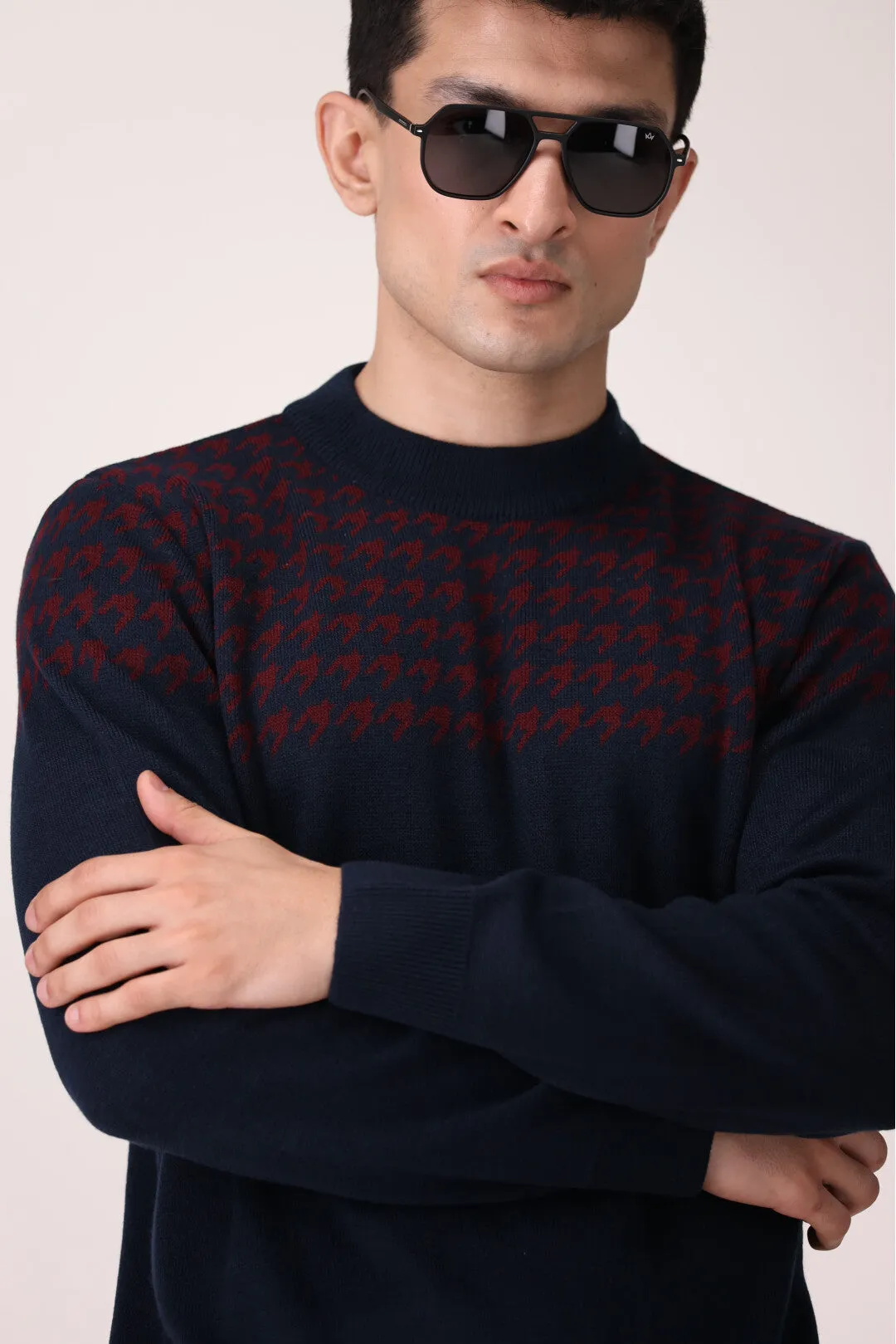 MOCK NECK HOUNDSTOOTH SWEATER