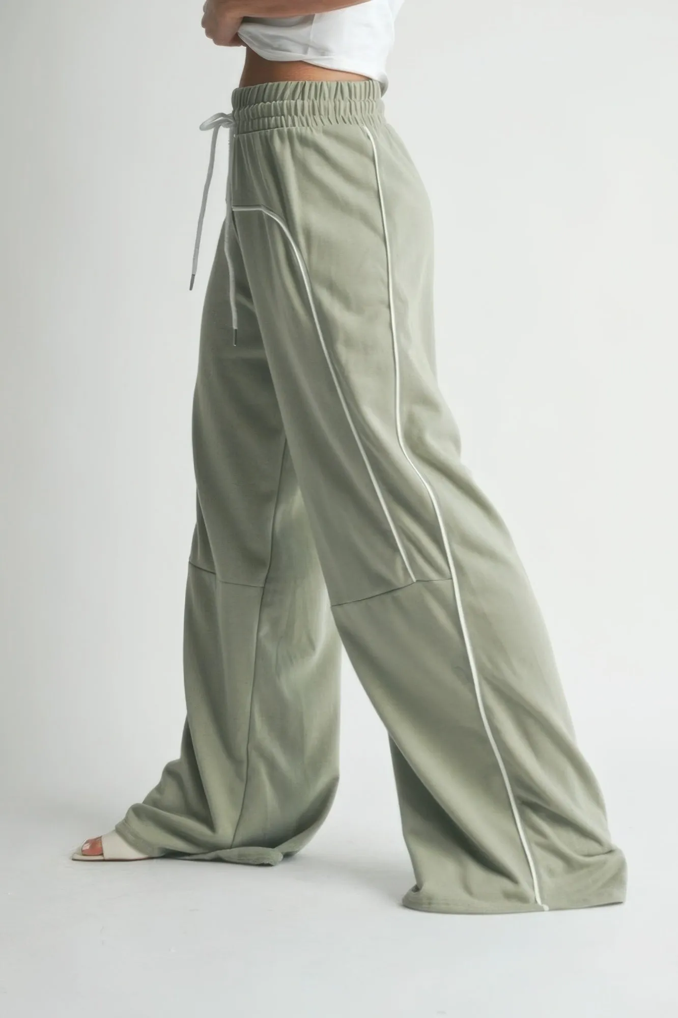 Piping Detail Drawstring Pants