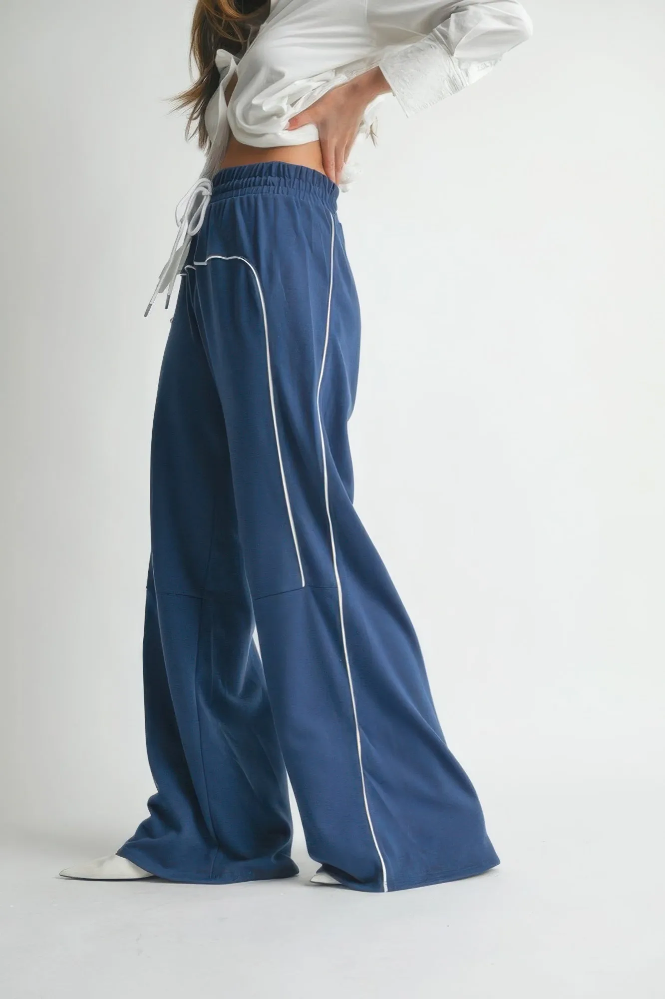 Piping Detail Drawstring Pants