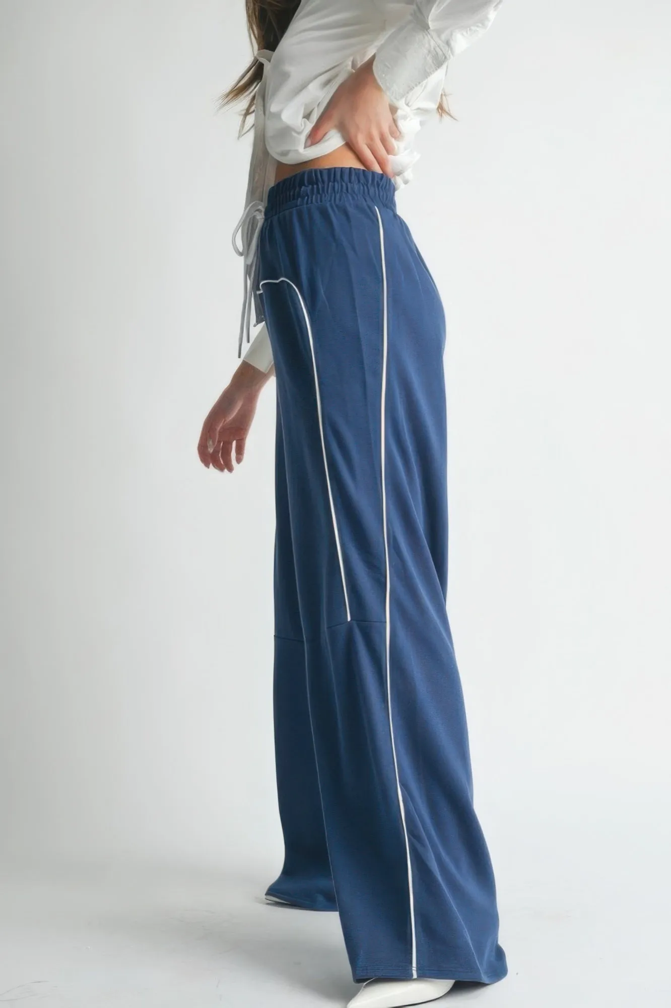 Piping Detail Drawstring Pants