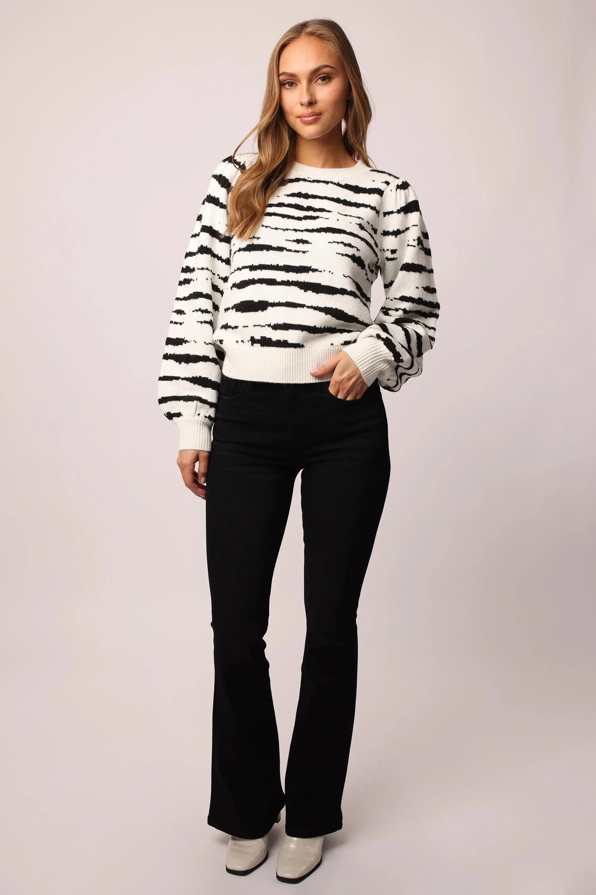 RAELYNN BALLOON SLEEVE ZEBRA PRINT SWEATER