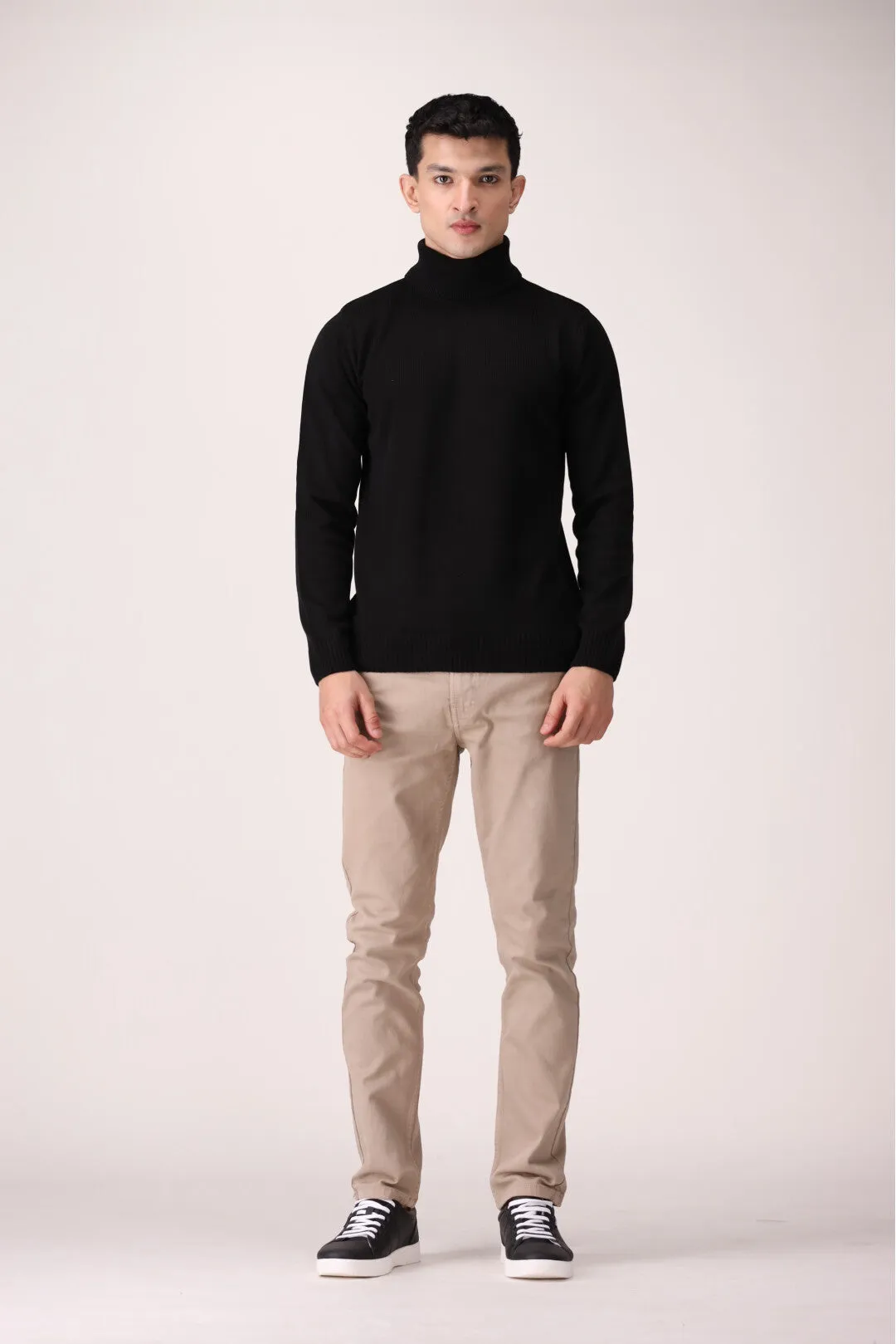 TURTLE NECK SWEATER