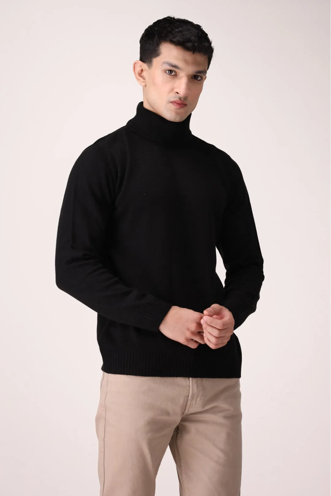 TURTLE NECK SWEATER
